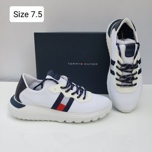 NEW TOMMY HILFIGER SNEAKERS Women's shoes Size 7.5